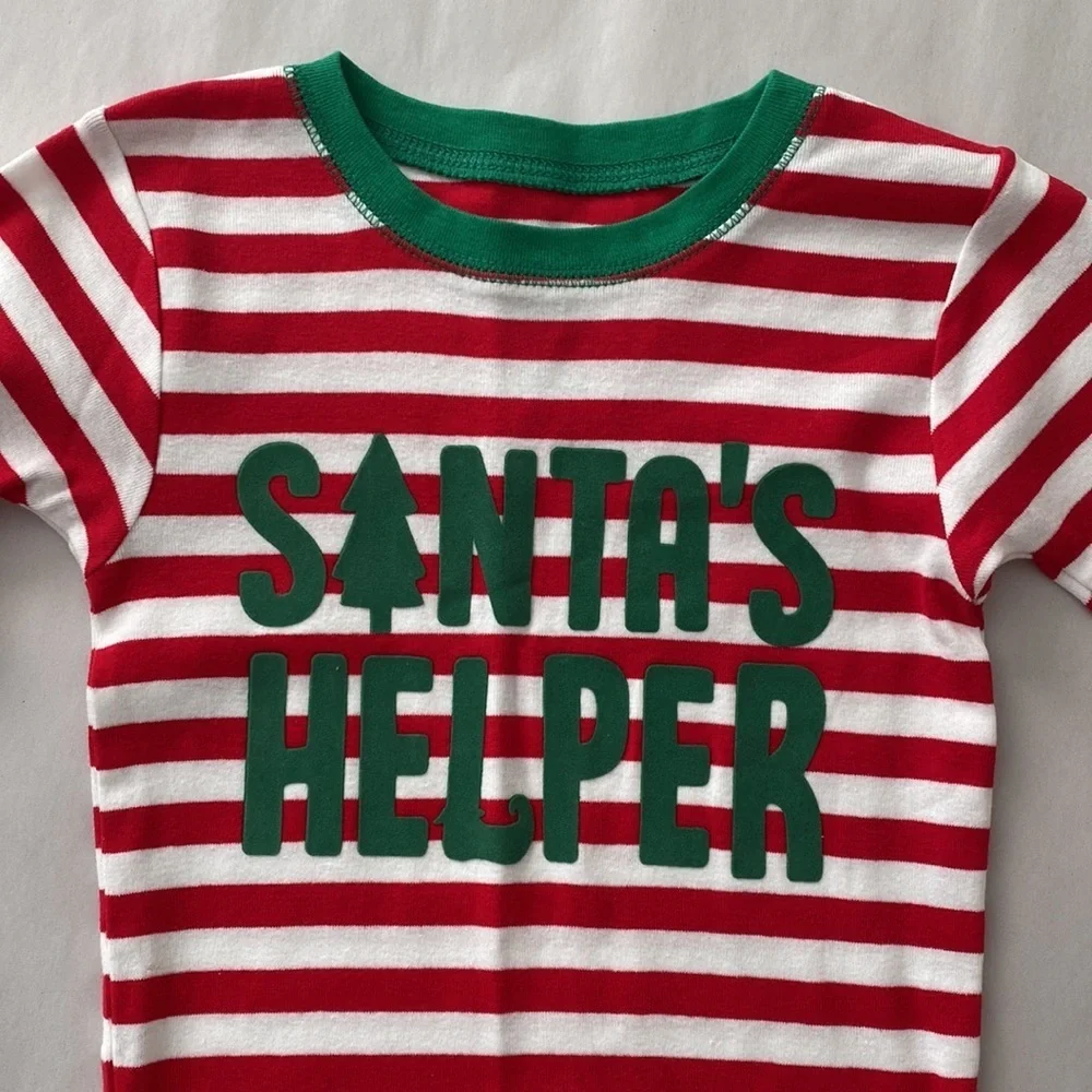 Simple Joy by Carters Santa’s Helper PJ Set Size 6